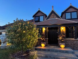 Fachada de la propiedad