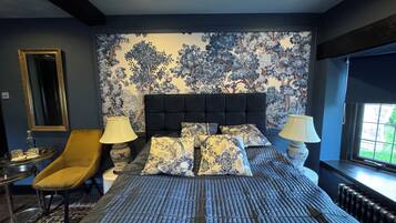 Blue Room Ensuite | Blendingsgardiner, strykejern/-brett og wi-fi (inkludert)