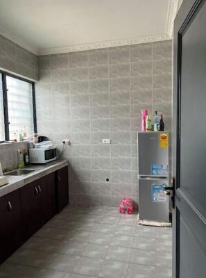 Microwave, oven, stovetop