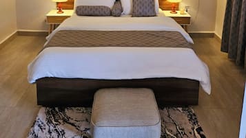 Deluxe Double Room, Garden View | Free WiFi, bed sheets