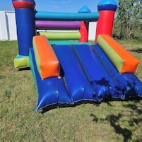 Área de juegos infantiles al aire libre