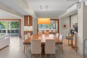 Unclassified image, 5 of 72, button - Luxury Villa with pool, gym & garden in Sorrento (Priora)