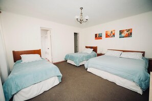 Double or Twin Room | Free WiFi