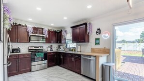 Unclassified image, 5 of 51, button - Anime House (Orlando)