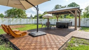 Unclassified image, 4 of 51, button - Anime House (Orlando)