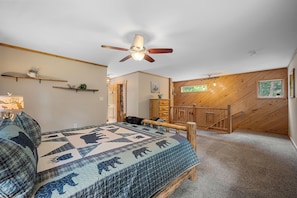 3 bedrooms, iron/ironing board, free WiFi, bed sheets - Magical Log Cabin w/Fireplace/ 15 min to Harpers (Harpers Ferry)