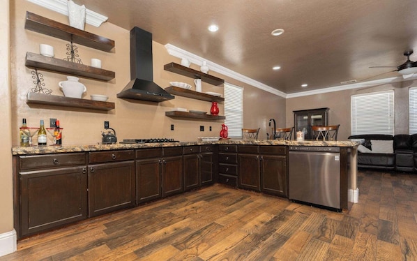 Private kitchen