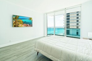 3 bedrooms, travel crib, WiFi, bed sheets