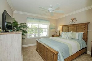 3 bedrooms, iron/ironing board, Internet, bed sheets