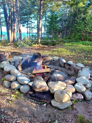 Starlight Beach Experience 31' RV Travel Trailer on private 3 acres with beach and firepit