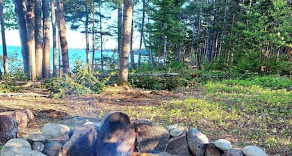 Starlight Beach Experience 31' RV Travel Trailer on private 3 acres with beach and firepit