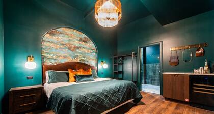 Hollyhock Suite 511: 1 bed/1 bath