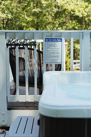 Bain à remous extérieur