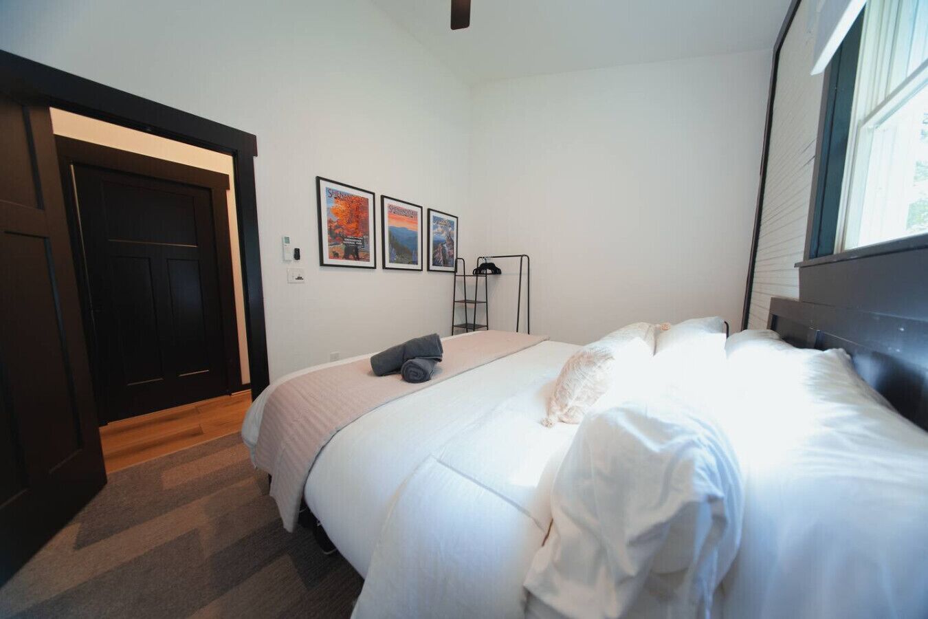 2 habitaciones, cuna de viaje, wifi y ropa de cama 