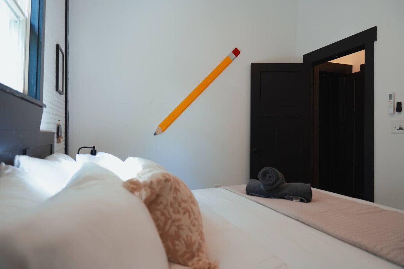 2 室のベッドルーム、旅行用ベビーベッド、WiFi、ベッドシーツ