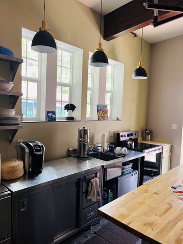 1 BR, 2 Bath, Brewery Gulch Getaway, Walking Distance to Downtown