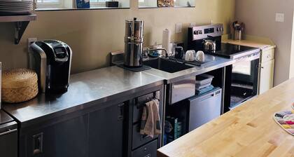 1 BR, 2 Bath, Brewery Gulch Getaway, Walking Distance to Downtown