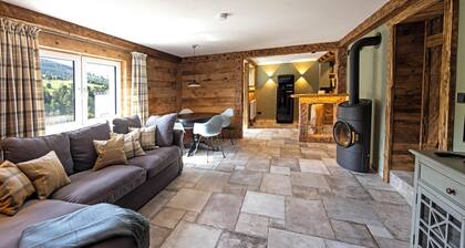 Luxuriöse Lodge-Style Ferienwohnung mit Bergview