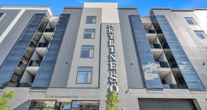 Chic 2-bedroom luxury apartment near NYC and American Dream Mall