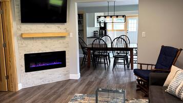 Televisión, chimenea