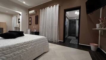 1 dormitorio, escritorio, wifi gratis y ropa de cama