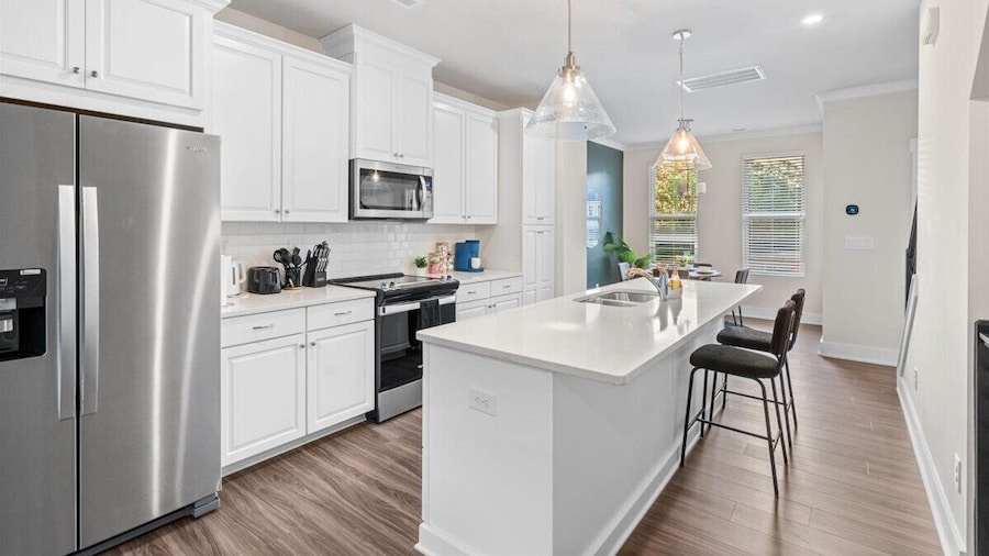 Luxe King 3BR Townhouse in Uptown CLT