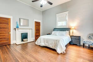 2 Schlafzimmer, Schreibtisch, Bügeleisen/Bügelbrett, Internetzugang