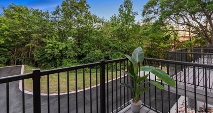 3BR King Townhouse in Uptown CLT