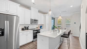 Townhome | Private kitchen