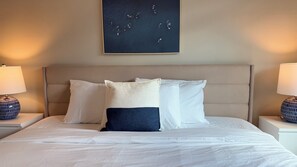 2 habitaciones, escritorio, tabla de planchar con plancha y wifi gratis 