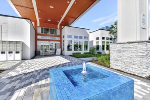 Terrace/patio - Nestled Nook Condo near Disney with Resort & Waterpark Access - B35-200 (Kissimmee)