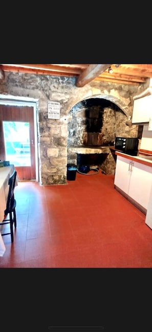 Private kitchen - House Sao Miguel, Faial da Terra, up to 5 people (Faial da Terra)