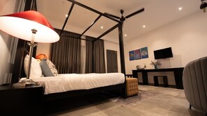 Deluxe Double Room, 1 Katil Raja (King) | Bar mini, meja, seterika/papan seterika, Wi-fi percuma 