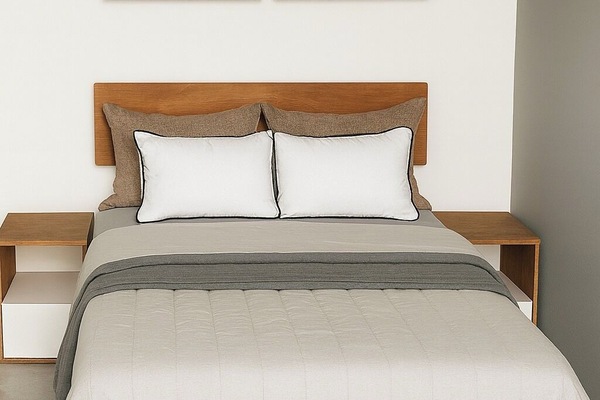 Classic Twin Room | Desk, laptop workspace, free WiFi