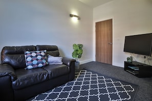 Apartment, 1 Bedroom, Non Smoking, City View | Living area - Student Only Dean Clarke Lofts (Exeter)