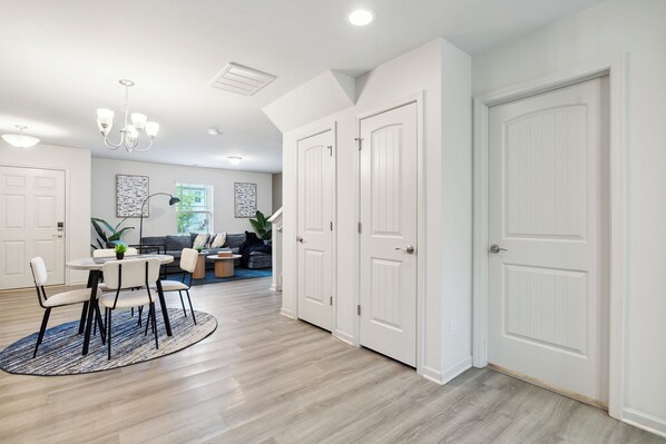 Apartment | Living area