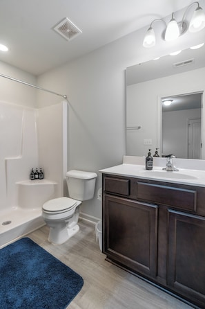 Townhome | Bathroom | Free toiletries, soap, shampoo, toilet paper - King 3BR Townhouse Mins to Cary NC State (Raleigh)