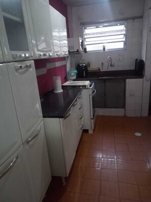 Micro-ondas, fogão, cooktop