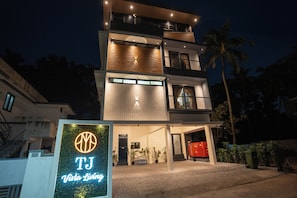 Fachada da propriedade