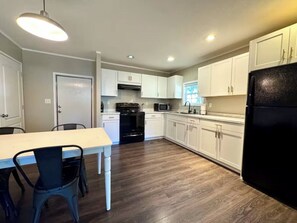 Microondas, horno y parrilla de estufa 