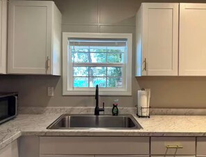 Microondas, horno y parrilla de estufa 