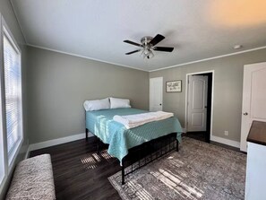 3 habitaciones, tabla de planchar con plancha y wifi gratis 