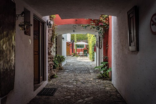 Villa Cecilia, studio apartment, on a second level.