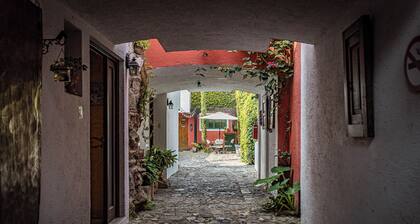 Villa Cecilia, studio apartment, on a second level.