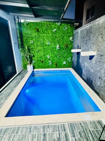 CEIBA WOMAN'S HOUSE - 3 BEDROOMS, INDOOR POOL, WE INVOICE