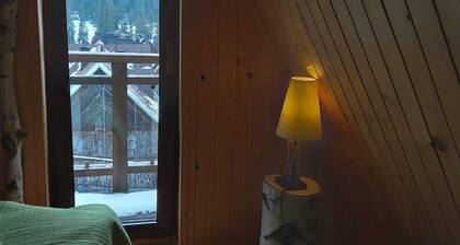 Cozy Mountain Attic with Stunning Views from a small Private Balcony