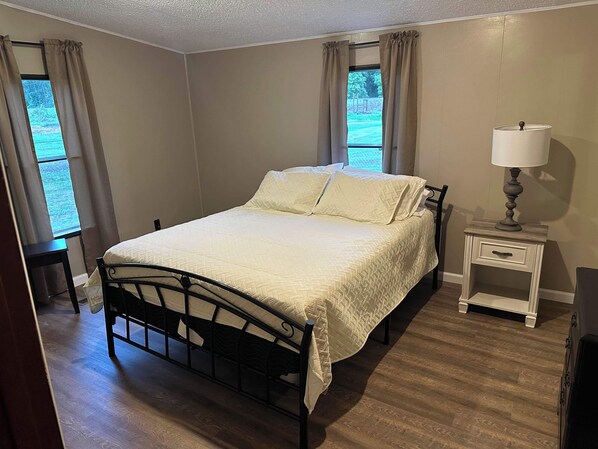 4 chambres, Wi-Fi gratuit, draps fournis