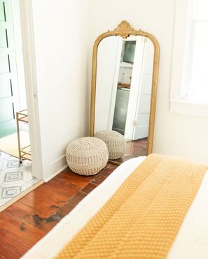 1 chambre, fer et planche à repasser, accès Internet, draps fournis