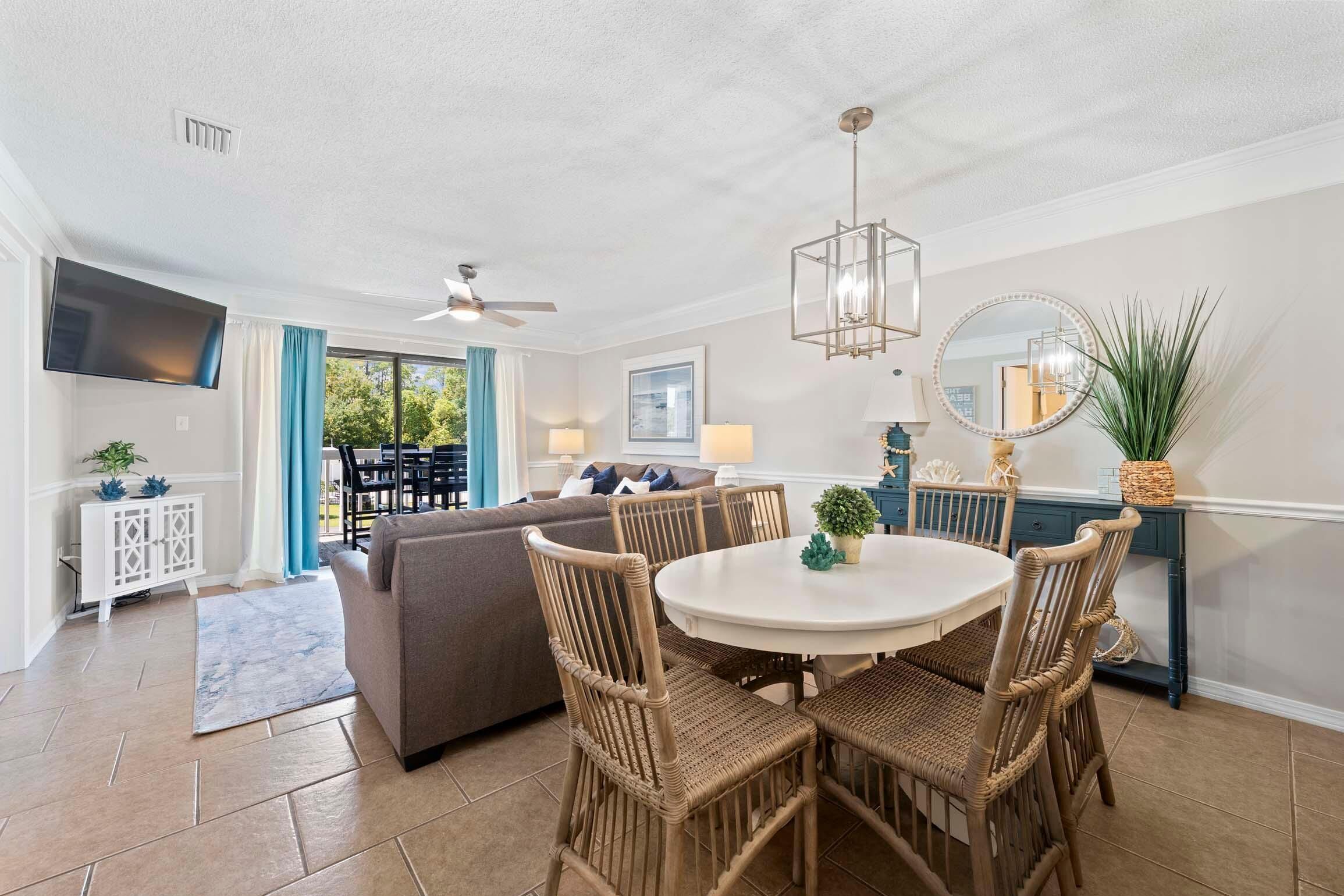 Condo, Multiple Beds (Bayview 59) | Dining