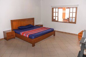 House, 5 Bedrooms, Smoking, Private Pool | 5 bedrooms